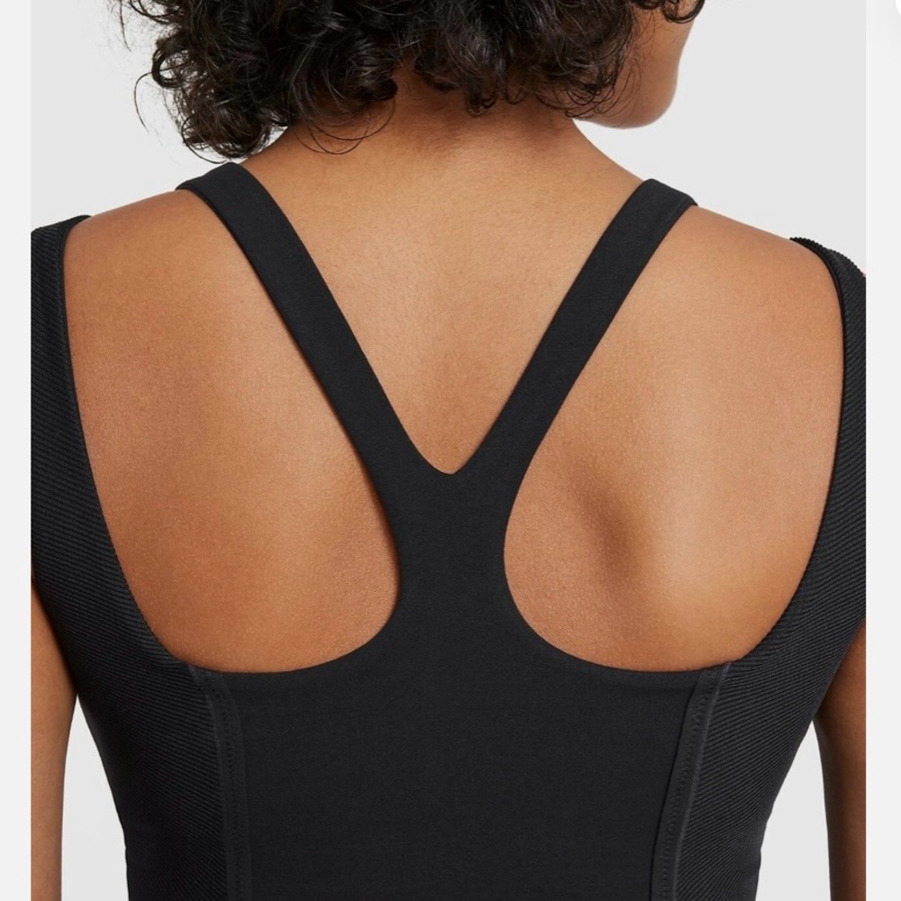 Nike NWT Yoga Luxe DRI-FIT Infinalon Jumpsuit Size L Tight Fit Open Stomach - Picture 6 of 16